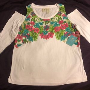 Caribbean Joe Cold Shoulder Top❣️